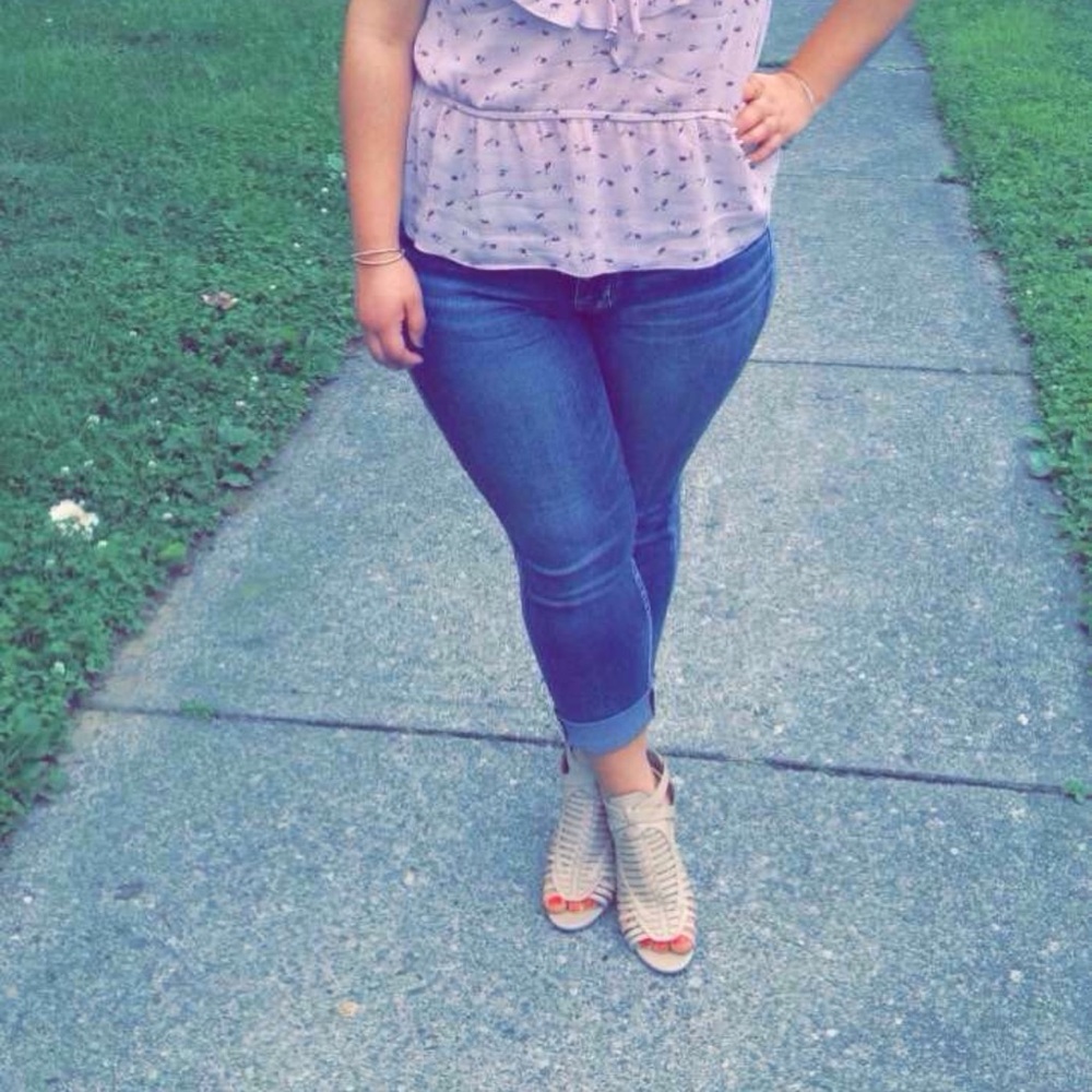 American Eagle Summer heels